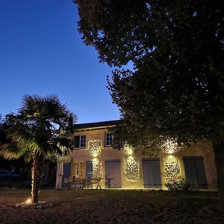 Les Cotes - Charming With Heated Swimming Pool Vakantiehuis *